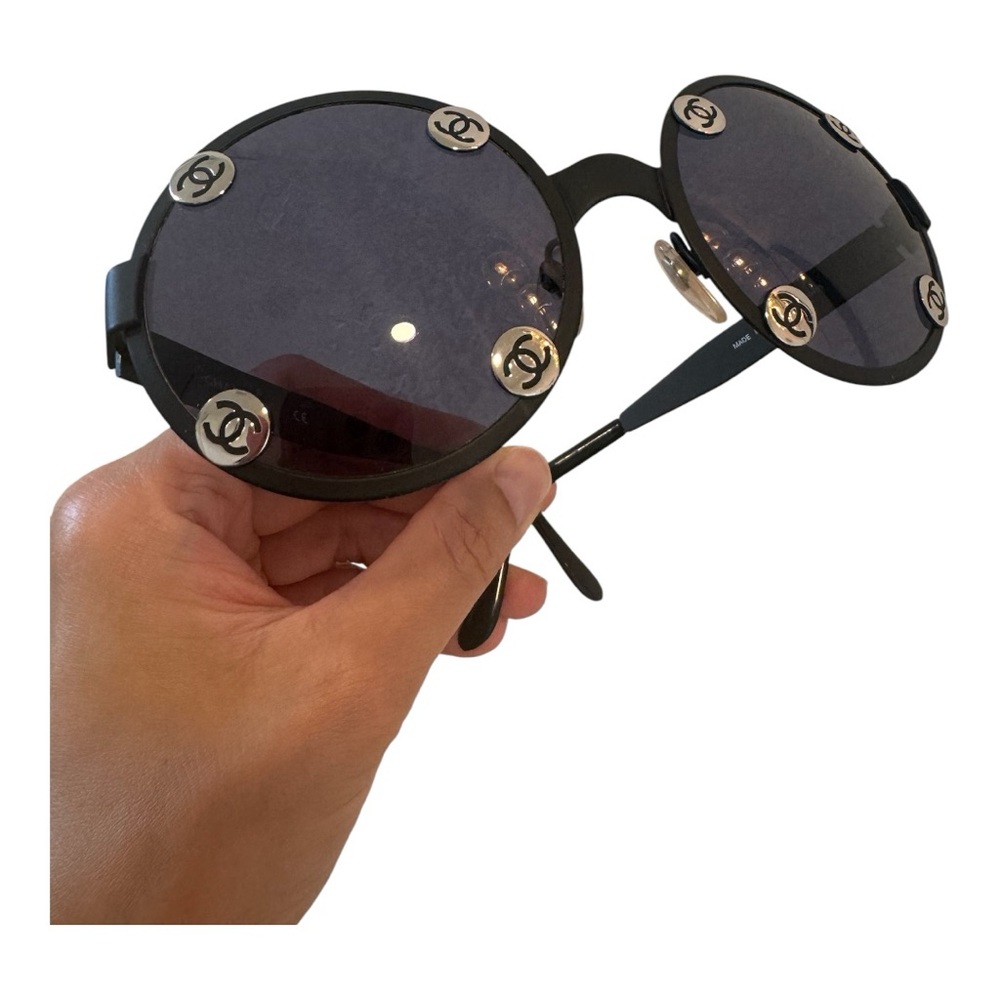 Authentic CHANEL CC Matte Black Round Frame Sunglasses w/ Case - Picture 12 of 16